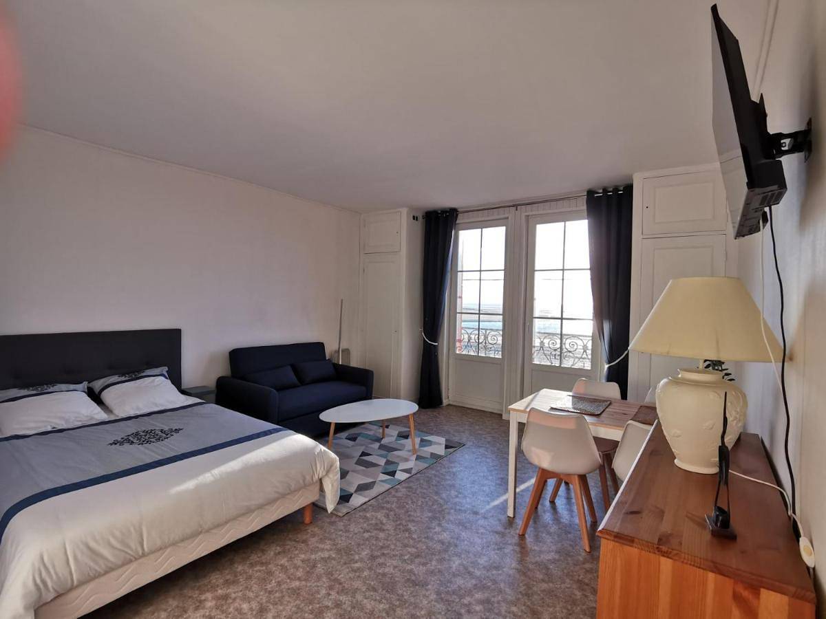 Ganze Wohnung, Grand studio face à la mer in Houlgate, Lisieux und Umgebung