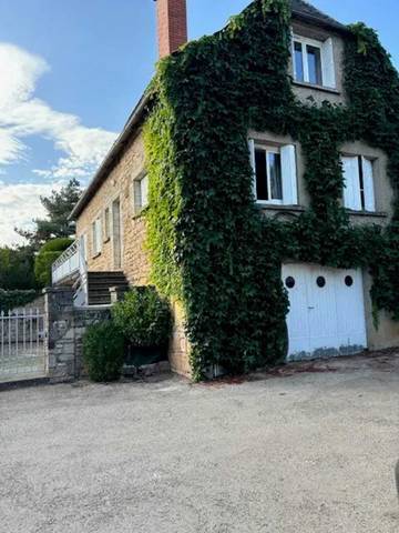 Gîte pour 6 personnes, avec balcon à Bozouls