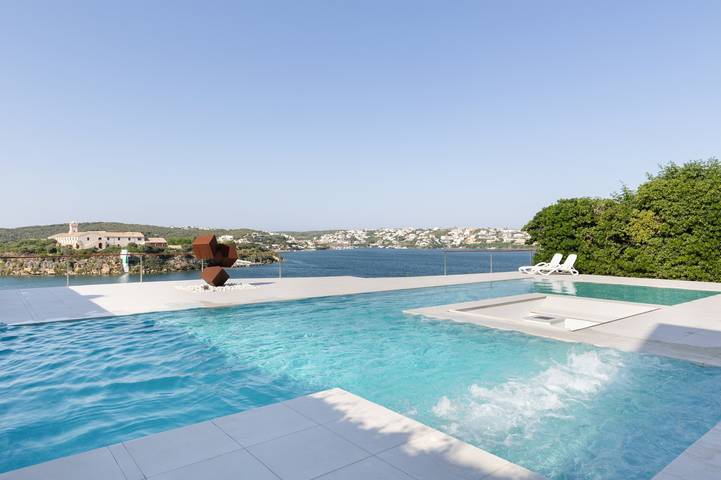 Chalet para 10 personas, con Balcón y Jacuzzi además de Jardín y Sauna en Menorca - 2