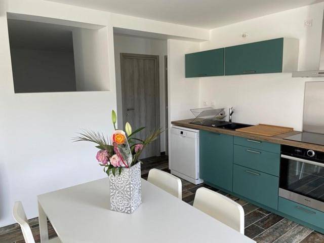 Appartement entier, Gîte calme au bord de l'Ouche. in Fleurey-sur-Ouche, Région de Dijon