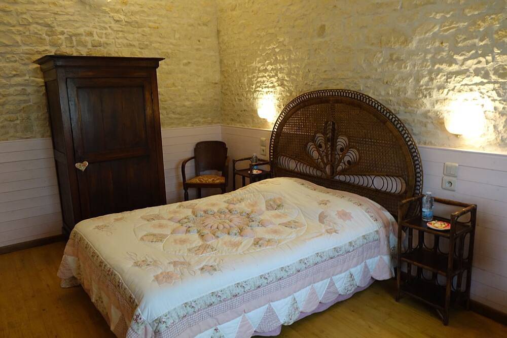 La Charmentaise B&B con encanto a las puertas de La Rochelle y el Marais Poitevin in Andilly, Región de La Rochelle