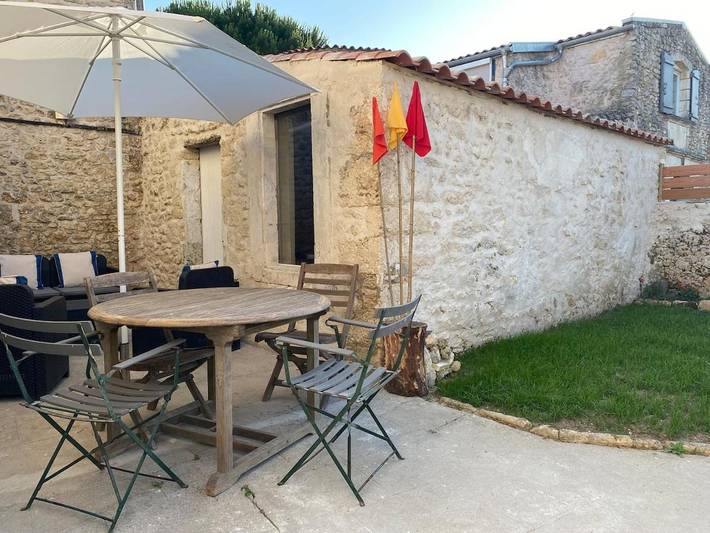 Location de vacances pour 4 personnes, avec jardin à Saint-Just-Luzac - 4