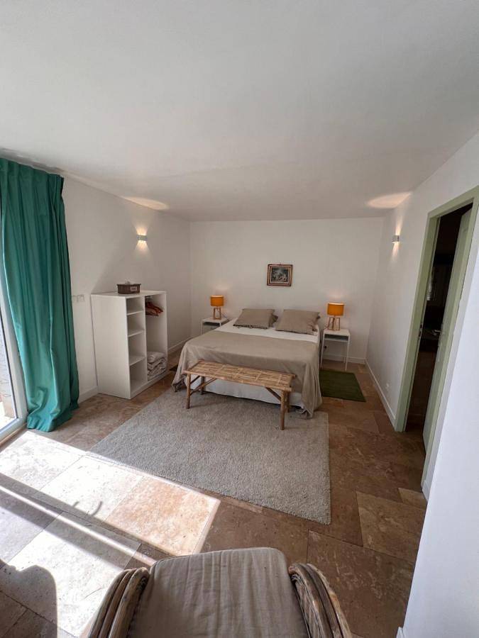 Location de vacances pour 10 personnes, avec vue ainsi que piscine et jardin à Ruch (homonymie) - 4