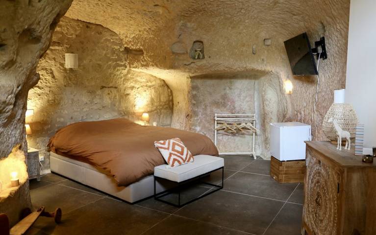 Chambre d’hôte pour 3 personnes, avec Jacuzzi et Jardin à Vienne (France)