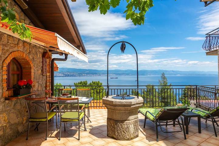 Villa für 3 Personen, mit Garten