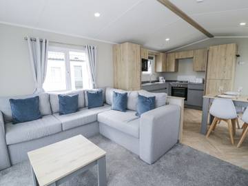 Caravan for 4 People in Cumbria, North West England, Photo 2
