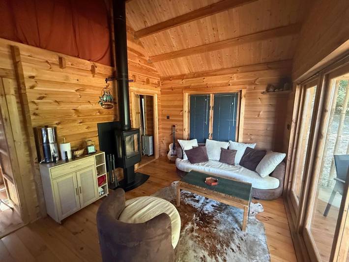 Gîte pour 2 personnes, avec Terrasse ainsi que Piscine et Vue à Solignac (homonymie) - 4