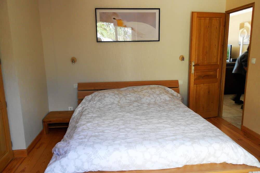 Sète Balaruc villa standing neuve, piscine, près mer , Wifi, Clim, 4 étoiles in Balaruc-les-Bains, Côte méditerranéenne (France)
