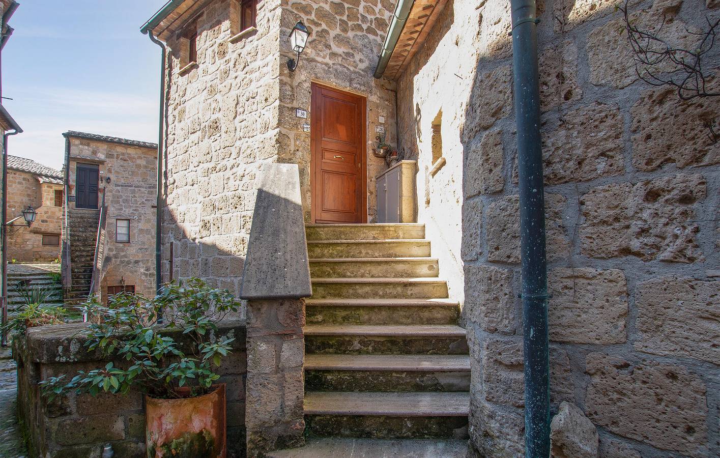 Ganze Ferienwohnung, Erdgeschosswohnung mit Internet in der Nähe von Fluss und Restaurant in Sorano, Grosseto Provinz