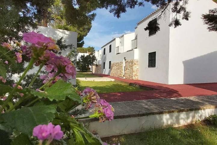 Holiday apartment for 4 people, with garden and pool as well as balcony - 1