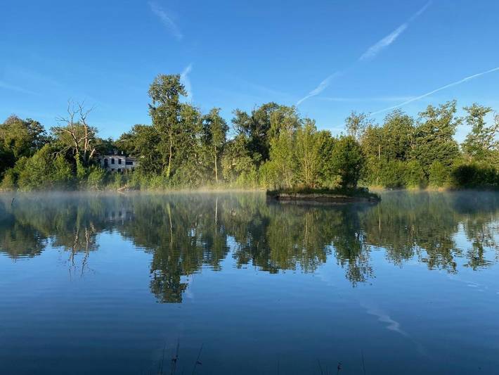 Location de vacances pour 7 personnes, avec vue sur le lac ainsi que jardin et piscine, adapté aux familles à Sadirac - 4