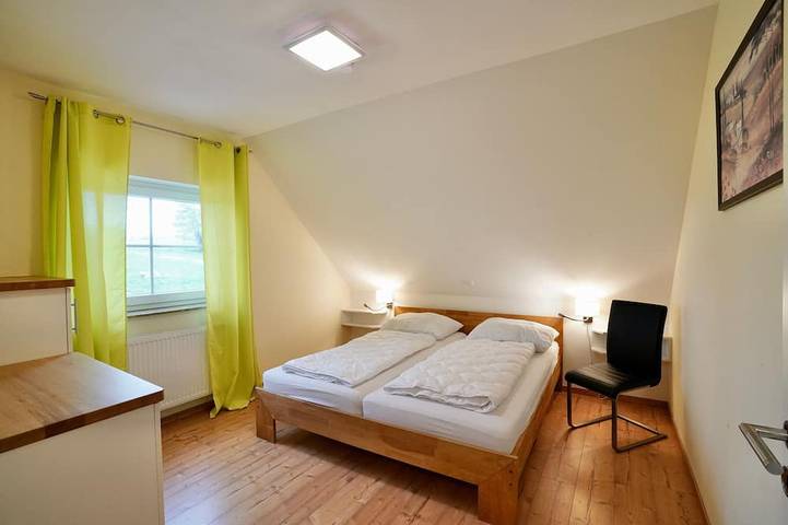 Ferienhaus für 14 Personen, mit Whirlpool und Terrasse sowie Garten und Pool in Klütz - 3
