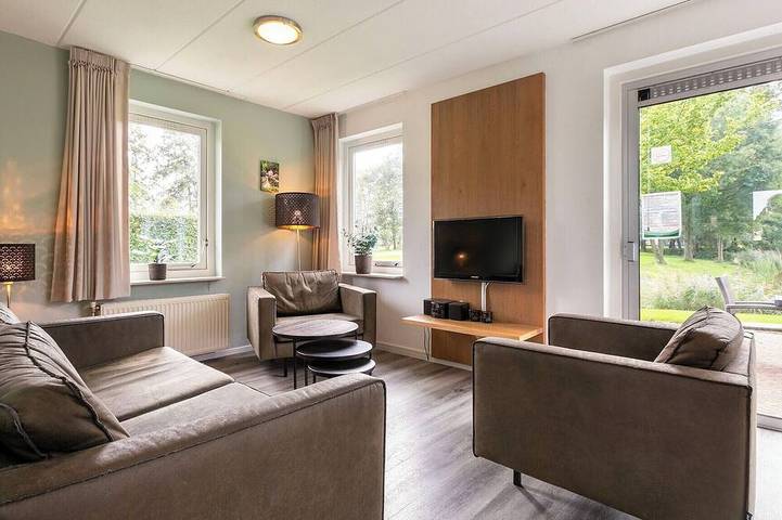 Detached bungalow for 6 persons in Tynaarlo, Drenthe