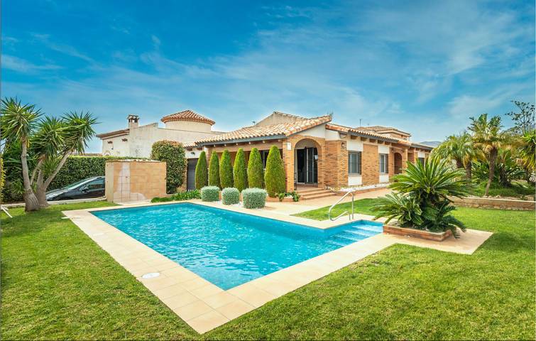 182sqm Apt w / AC, Parque, Piscina y WiFi - 2 km de la playa de Cala Misteri in Vandellós y Hospitalet del Infante, Costa Dorada