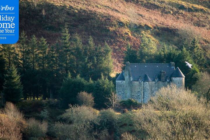 Cottage for 2 people, with pool and garden in Scotland