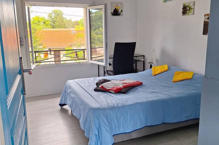 Gîte 3* 4 à 5 pers proche Bordeaux/wifi/2Vtts inclus ( Longs Séjours 50% off) in Gradignan, Région de Bordeaux