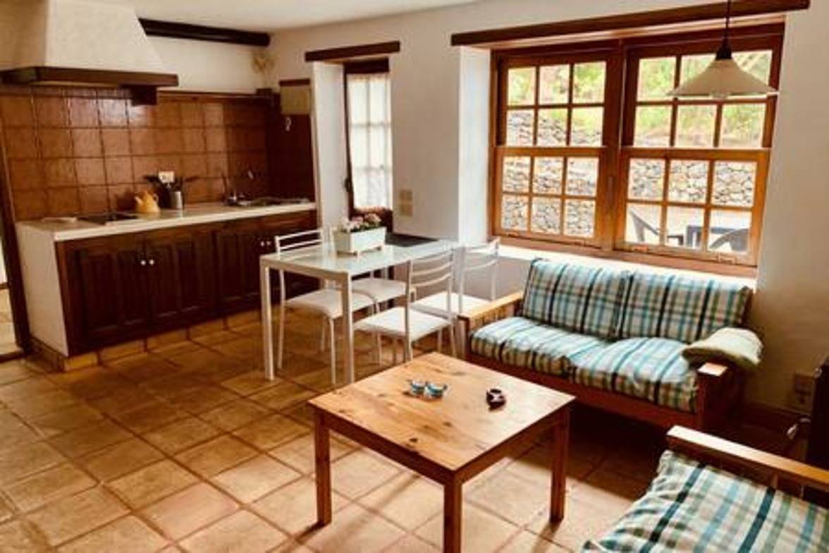 Appartement entier, Appartement de vacances pour 4 personnes avec jardin in El Mocanal, Valverde
