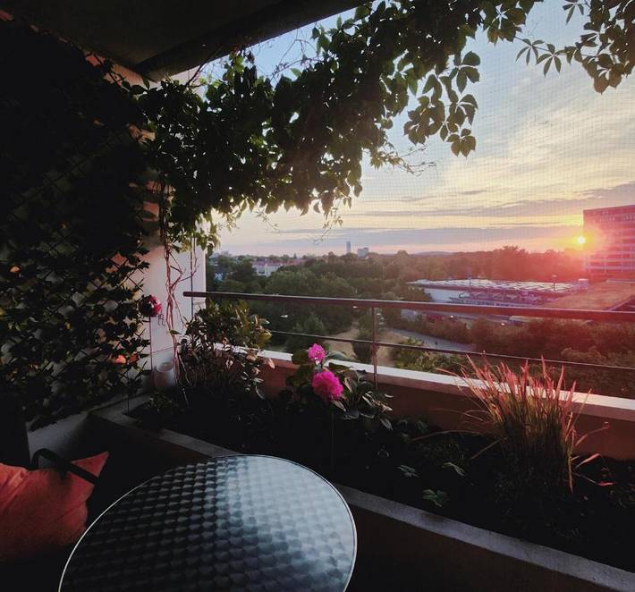 Gîte pour 4 personnes, avec jardin et piscine ainsi que sauna et vue, animaux acceptés à Stuttgart - 2