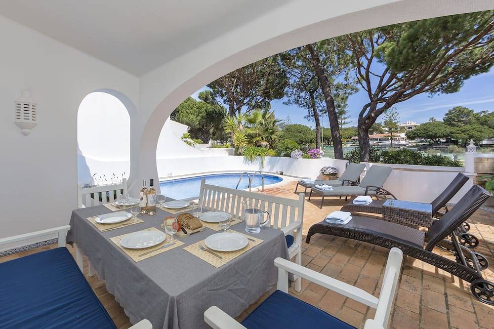 Casa vacanza a Almancil a partire da 273€ a notte