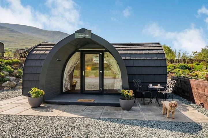 Camping for 2 people, with hot tub, with pets in the Lake District