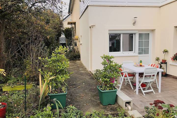 Location de vacances pour 5 personnes, avec Terrasse et Jardin à Limeil-Brévannes