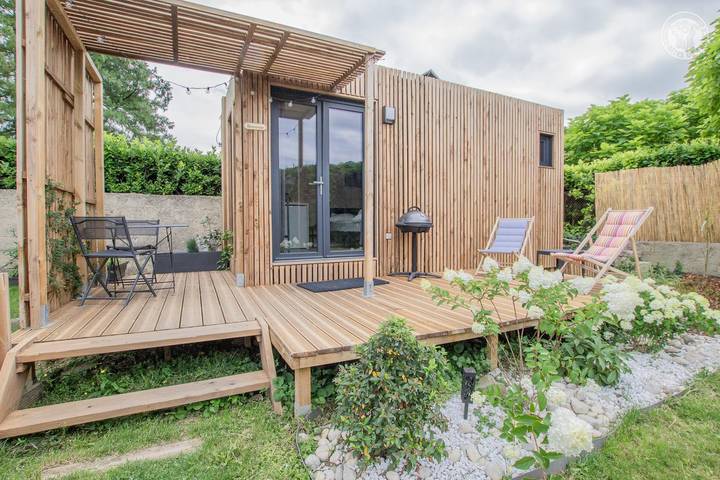 Maison de vacances pour 2 personnes, avec Terrasse ainsi que Jardin et Piscine à Aix-les-Bains