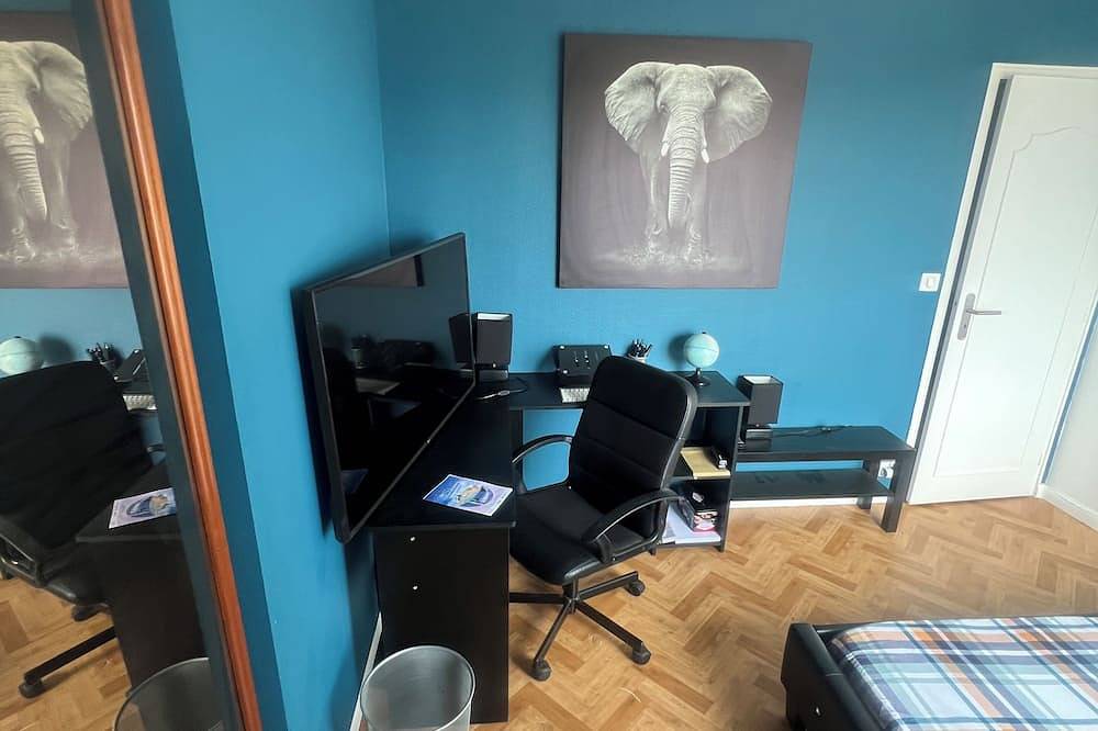Appartement entier, Valéssia Home Disneyland Paris spacieux 100m² Parking Free in Meaux, Seine-et-Marne