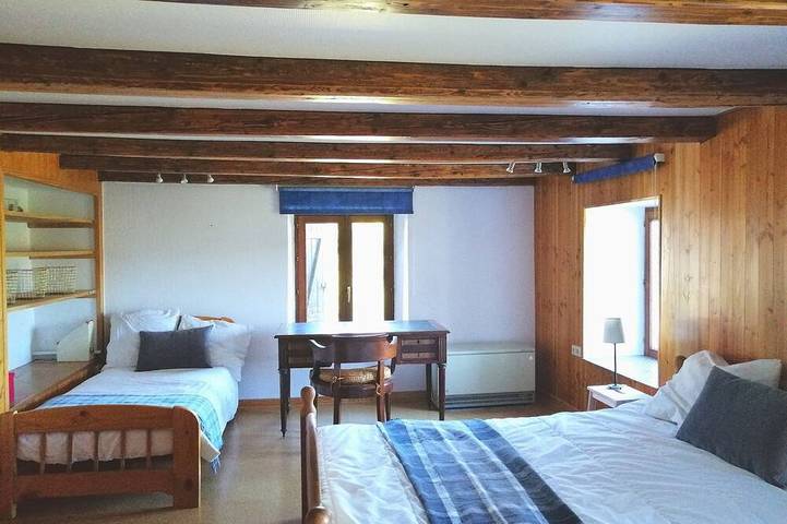 Location de vacances pour 12 personnes, avec jardin et balcon à Fresse-sur-Moselle - 4