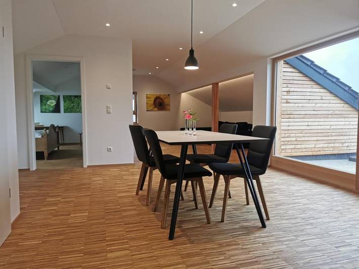 Ferienwohnung für 5 Personen, mit Balkon und Terrasse sowie Ausblick in Passau