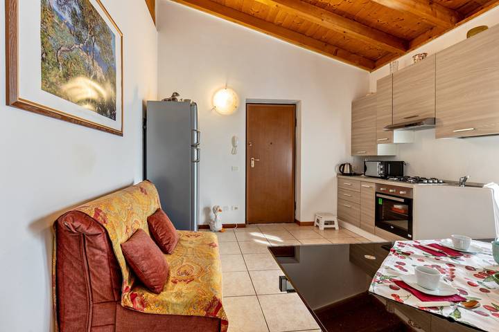 Appartamento intero, Appartamento '38' con terrazza e balcone condivisi in Valeggio sul Mincio, Provincia di Verona