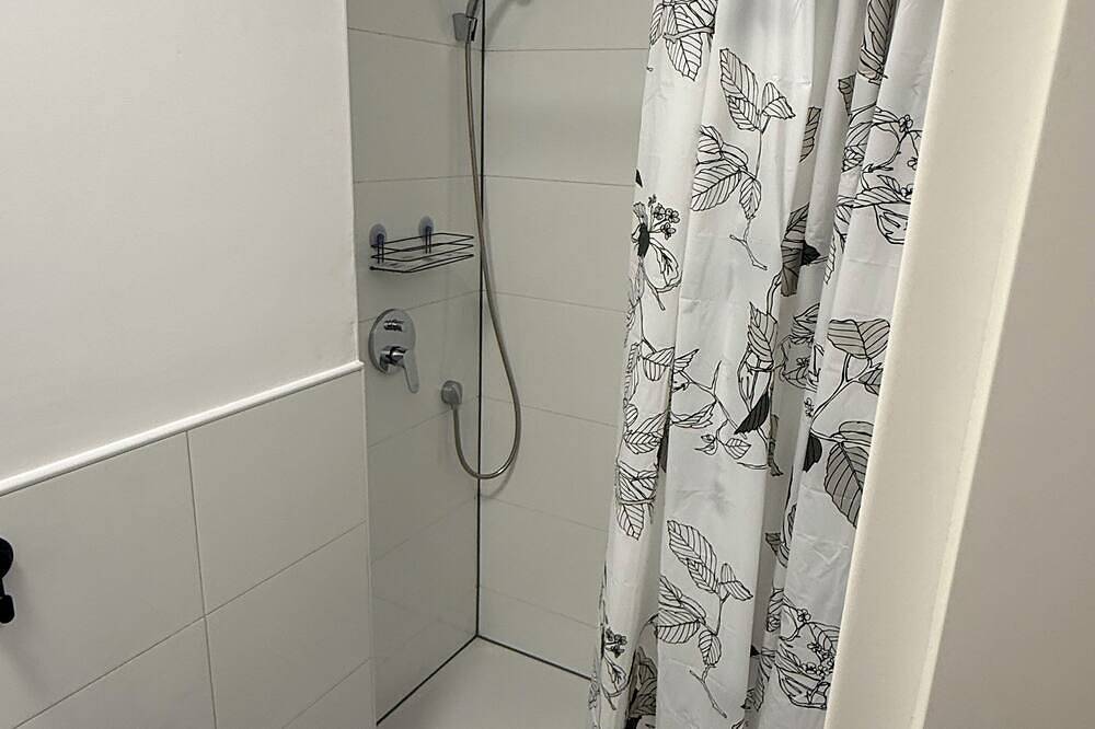 Ganze Wohnung, City Apartment Nr 12 mit Komfort in Pforzheim, Nordschwarzwald