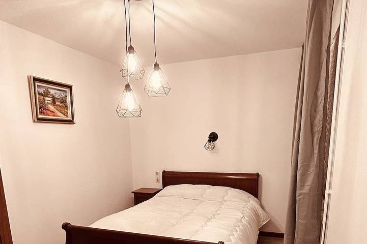 Ferienwohnung für 8 Personen, mit Sauna und Pool sowie Whirlpool und Balkon in Lourdes - 2