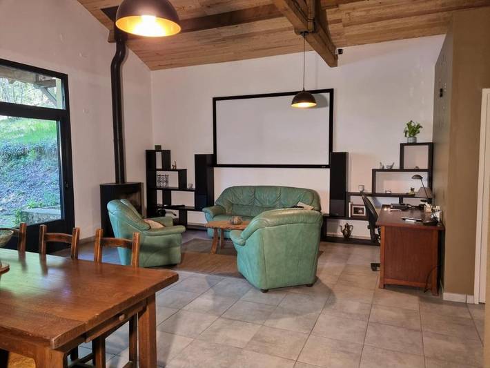 Location de vacances pour 4 personnes, avec jardin ainsi que vue sur le lac et vue, animaux acceptés à Saint-Martin-des-Combes - 4