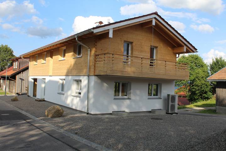 Ferienhaus für 10 Personen, mit Balkon im Oberallgäu - 2