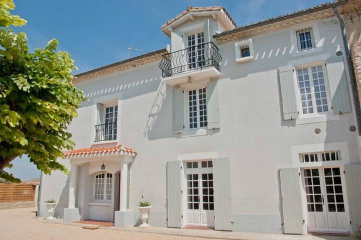 Gîte pour 6 personnes, avec jardin et sauna ainsi que jacuzzi et piscine, animaux acceptés à Ventenac-Cabardès - 3