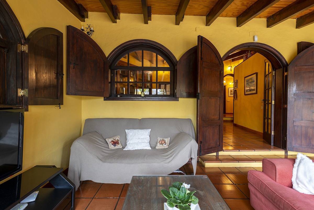Villa Gáldar Cuchufleta piscina Bbq Parking Privado in Gáldar, Grande Canarie du Nord