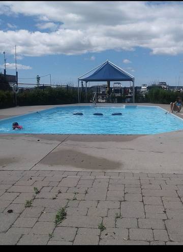 Camping für 8 Personen in Georgina, Ontario, Bild 3