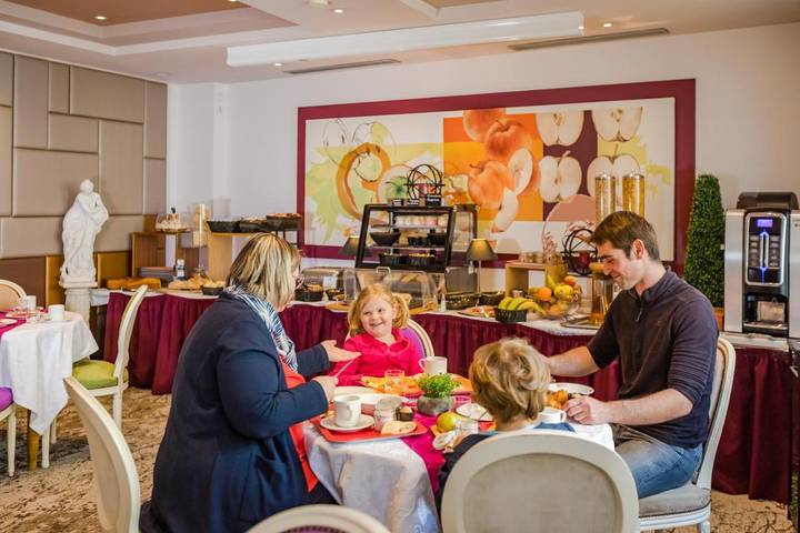 Hôtel pour 2 personnes, avec sauna et terrasse, animaux acceptés à Villedieu-les-Poêles - 2