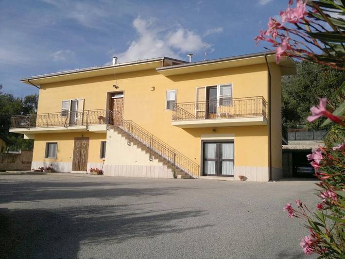 Bed and breakfast per 5 persone, con Panorama a L'Aquila