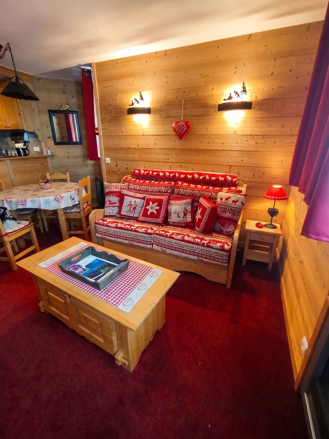 Geheel appartement, Gezellig appartement met balkon in Morzine, 33 m² in Morzine, Les Portes du Soleil