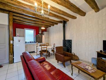 Gîte pour 4 personnes, avec jardin dans 