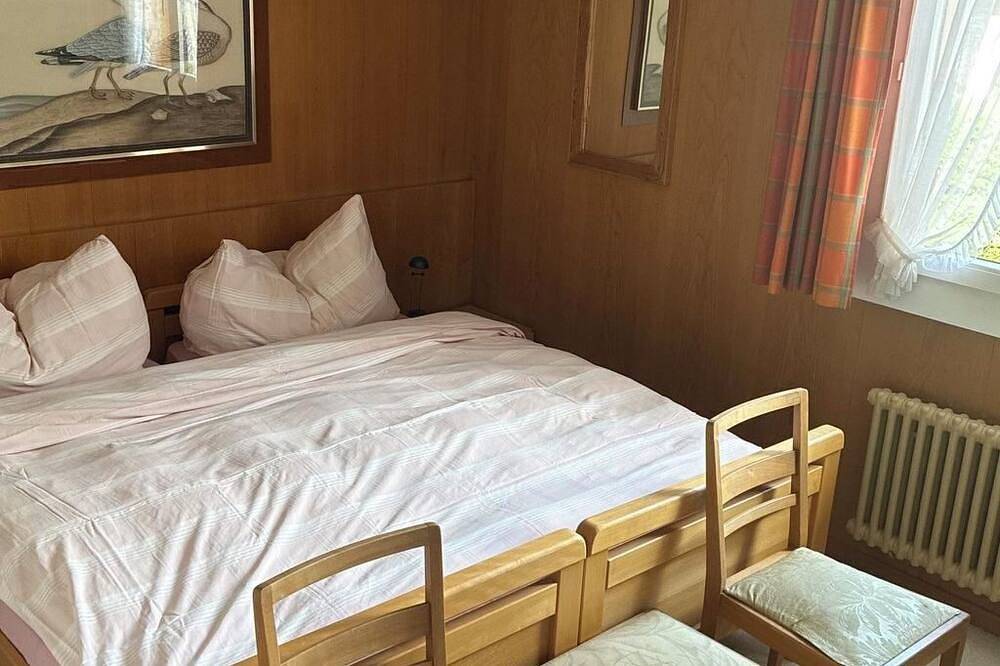 Ganze Wohnung, La Sarine 124 Appartement/Fewo, Dusche oder Bad, Wc 4-Bettwohnung in Gstaad, Saanen