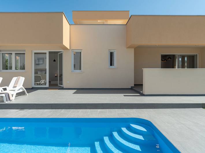 Ferienhaus für 8 Personen, mit Garten und Terrasse in Bibinje - 3