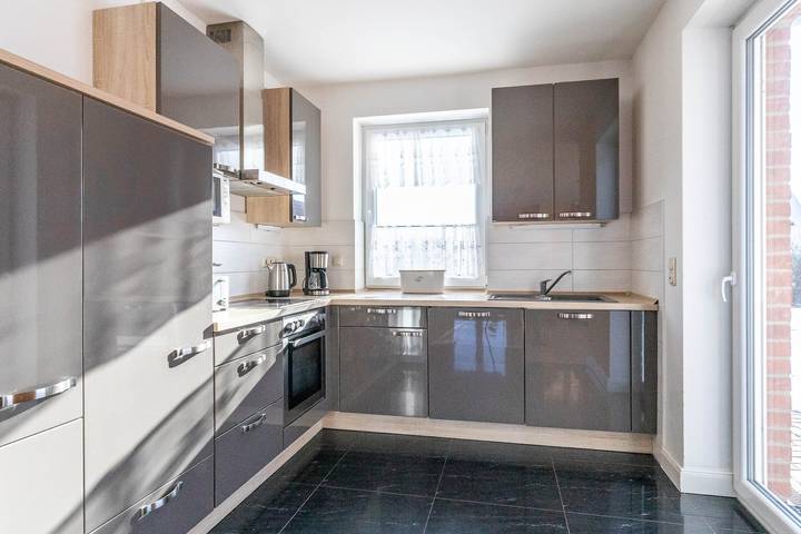 Ferienhaus für 8 Personen, mit Balkon und Terrasse sowie Garten und Sauna in Wohlenberg - 2