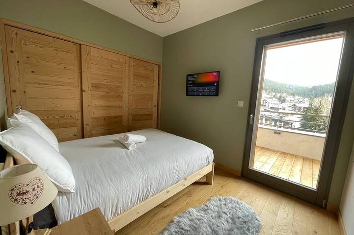 Appartement entier, Les Gets-Nid du Chéry, ski à pied & vue, 4 Etoiles in Neydens, Région de Saint-Julien-en-Genevois