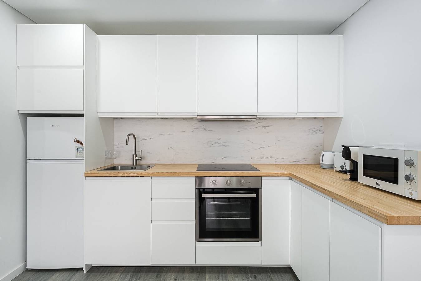 Ganze Wohnung, Ferienwohnung für 4 Personen mit Balkon in Porto, Porto Distrikt