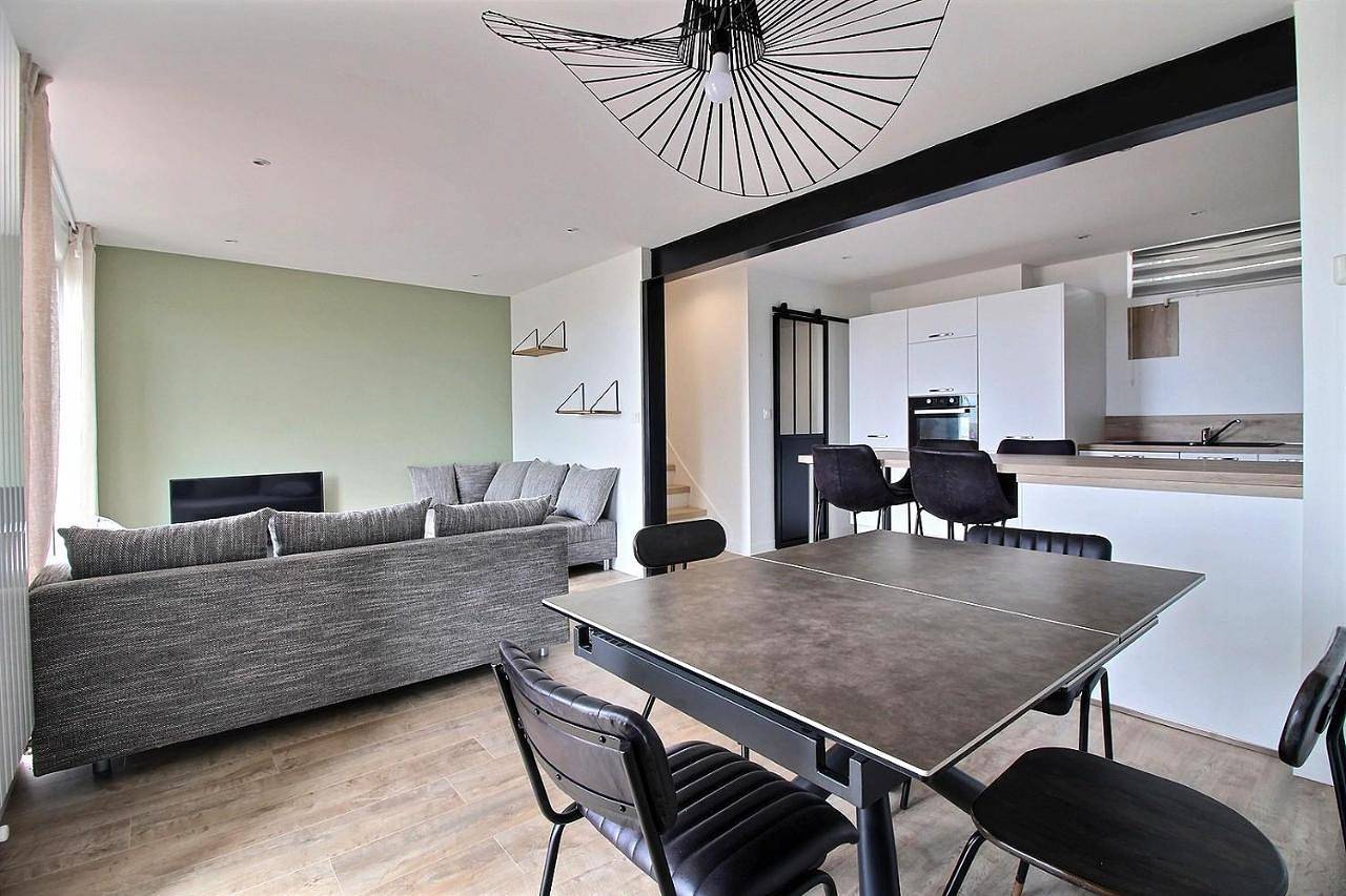 Two-Bedroom House in Boulogne-sur-Mer, Région de Boulogne-sur-Mer