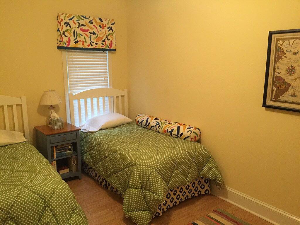 Privacy, Amazing Waterfront Ansichten \"Maison Blanc\": Icw / Abbildung 8 Sound: 10 Personen in Ogden (Wilmington), New Hanover County