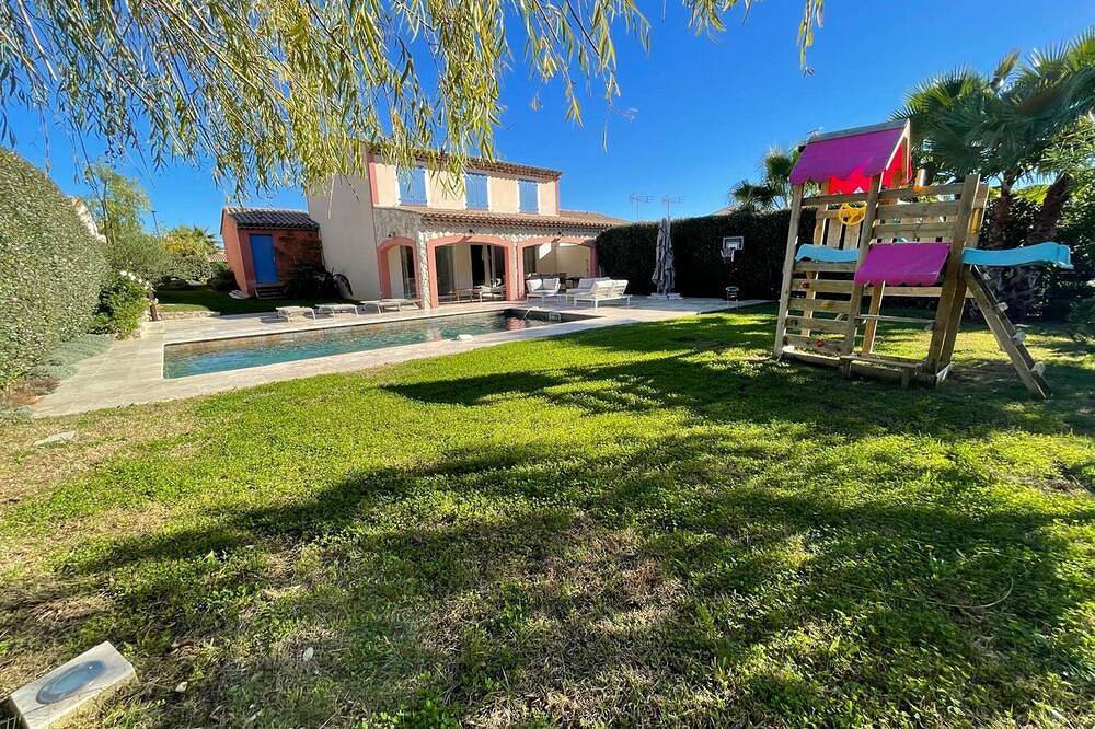Casa vacanza a Var a partire da 593€ a notte