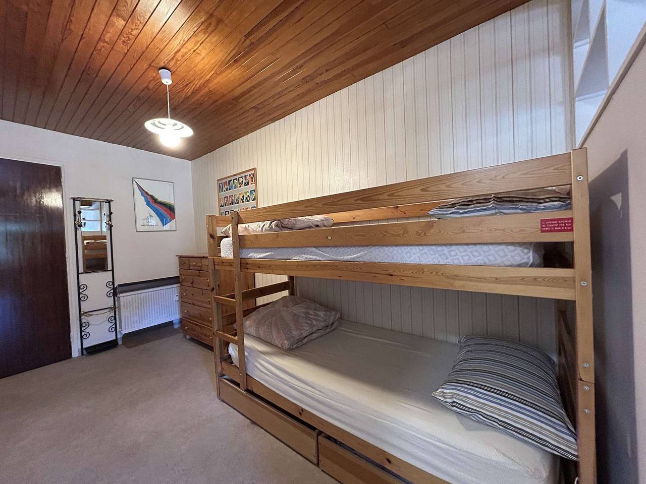 Entire apartment, Cozy Studio for 4 in Montgenèvre, Ski-in/Ski-out, Ski Locker, Optional Services in Montgenèvre, Briançon region